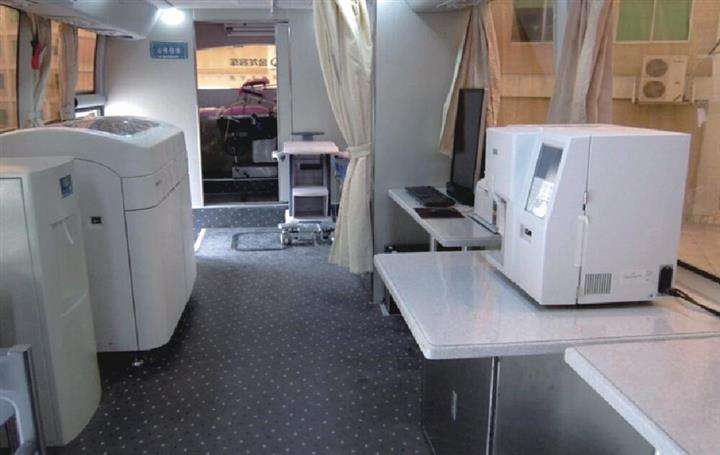 體檢車的功能你了解嗎？體檢車廠家為您詳細(xì)解答。02